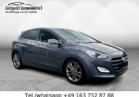 Hyundai i30 blue Passion*PAN-D*LEDER*CAM*Parkass*keyless