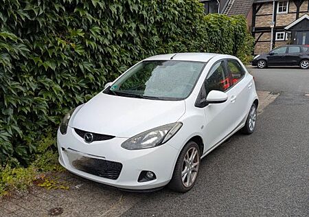Mazda 2 Verkaufe (Rentnerfahrzeug)