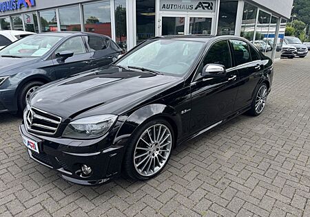 Mercedes-Benz C 63 AMG Lim. *64.900 KM*Carbon*Harman Kardon*