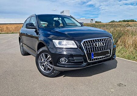 Audi Q5 2.0 TDI quattro -