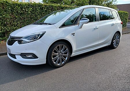 Opel Zafira Tourer OPC Panorama 1.6 SIDI