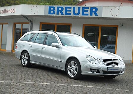 Mercedes-Benz E 280 T Avantgarde Klimaautomatik Xenon Navi AHK