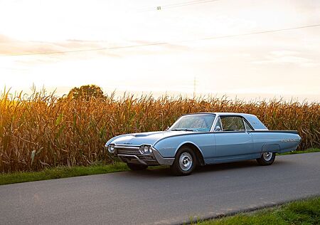 Ford Thunderbird Coupe