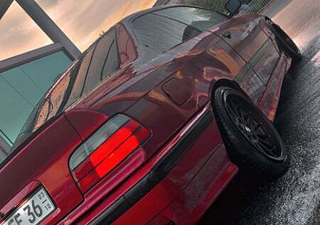 BMW 328i Coupe e36