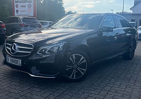 Mercedes-Benz E 300 BlueTec *Navi/PDC/Sitzhzg.*