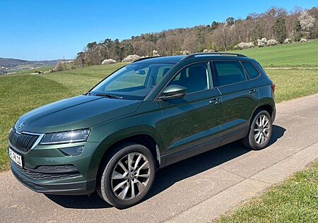 Skoda Karoq 2.0l TDI STYLE STYLE /8 Räder/AHK/Camera