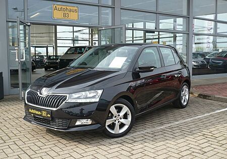 Skoda Fabia Cool Plus-AC-Enjoy-Paket-BT-Sitzhzg.