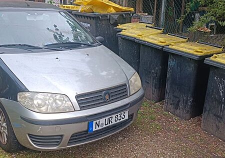 Fiat Punto 1.3 JTD 70 Multijet TÜV bis 2027