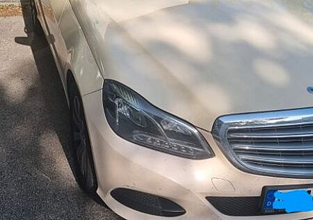 Mercedes-Benz E 200 BlueTEC T -