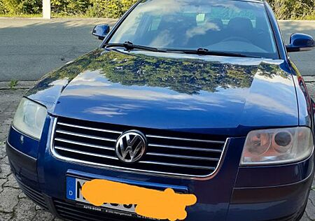 VW Passat Volkswagen 2.0 Trendline Trendline