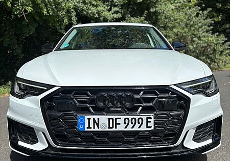 Audi A6 55 TFSI e quattro S tronic S line Avant S...