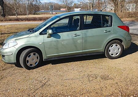 Nissan Tiida 1.6 acenta TÜV NEU