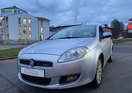 Fiat Bravo 1,9 8V Multijet Dynamic*TÜV+AU 11.2027