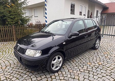 VW Polo Volkswagen 1.4 44kW+ Neue TÜV Neue zahnriemen klima