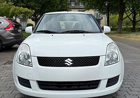 Suzuki Swift 1,3 Club Club