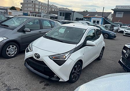Toyota Aygo (X) Aygo -play connect