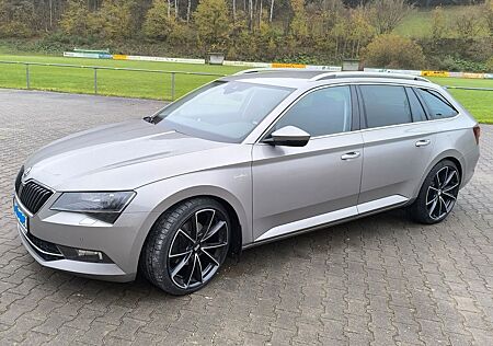 Skoda Superb 2.0 TDI SCR 140kW DSG 4x4 L&K Combi .AHK