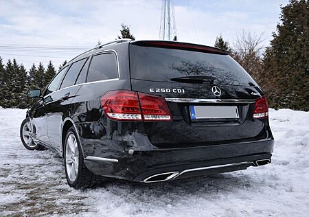Mercedes-Benz E 250 CDI 4MATIC T AVANTGARDE Autom. AVANTGARDE