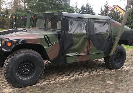 Hummer H1 Slantback , 1924 km