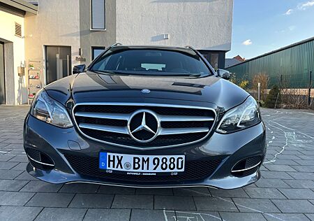 Mercedes-Benz E 200 T ELEGANCE ELEGANCE