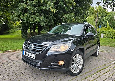 VW Tiguan Volkswagen 2.0 TDI 4MOTION Sport & Style Sport &...