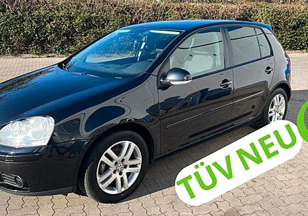 VW Golf Volkswagen 2.0 TDI 6-Gang DPF Trendline Trendline