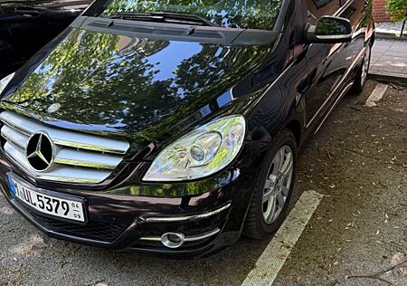 Mercedes-Benz B 180 CDI -