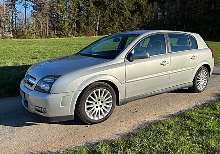 Opel Signum 1.9 CDTI 88kW -