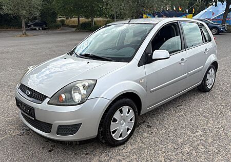 Ford Fiesta Style 1.3 Klima TÜV NEU *77.000 km*