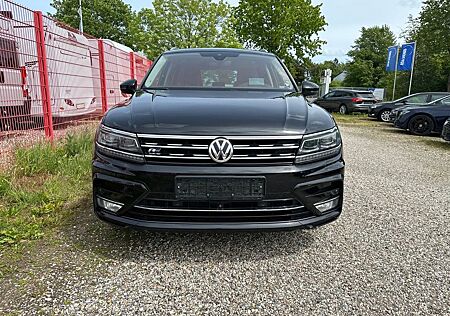 VW Tiguan Volkswagen Highline BMT/Start-Stopp 4Motion R-line