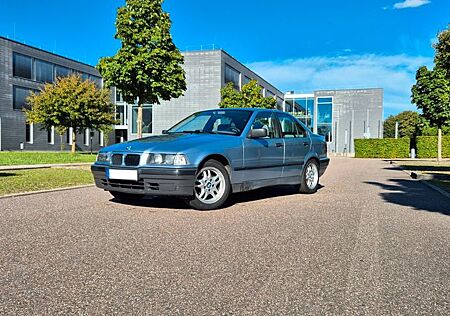 BMW 318i E36 Youngtimer | 139tkm | TÜV 11/25