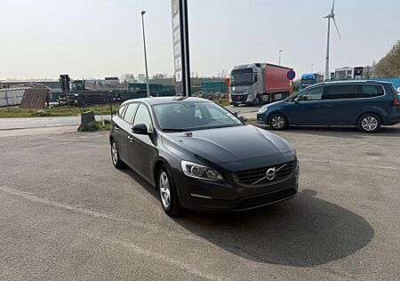 Volvo V60 (Stock ID 97605)