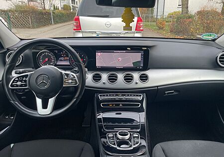 Mercedes-Benz E 350 d Autom. -