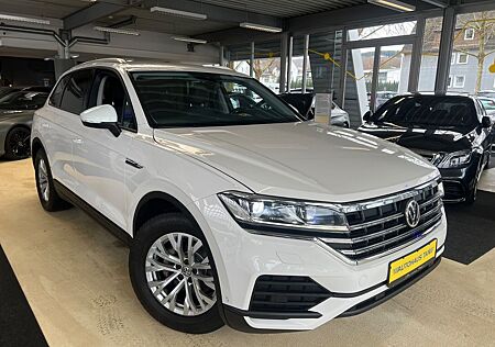 VW Touareg Volkswagen 3.0 TDI 4Motion *LEDER*ACC*AHK*