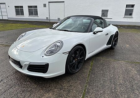 Porsche 991 /911 Targa 4 PDK/Sportabgas/Alu20/RFK/SWA