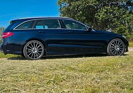 Mercedes-Benz 250 C Klasse |AHK|AMG Line|Burmeste