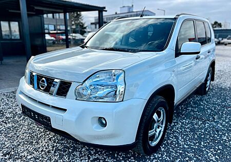 Nissan X-Trail SE 4X4 / Automatik / AHK