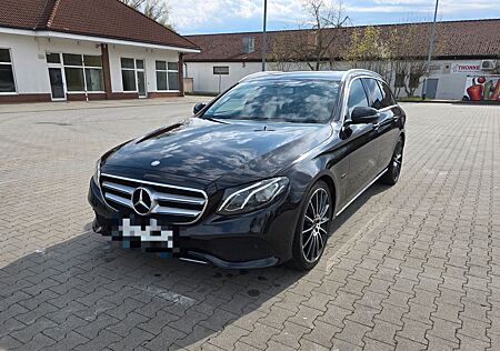 Mercedes-Benz E 200 T Autom. Scheckheft gepfl. 20 Zoll AMG