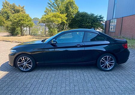 BMW 230i Coupe Sport Line *T-Leder*PDC*Xenon**