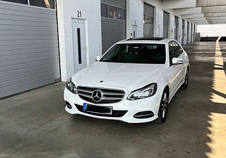 Mercedes-Benz E 220 BlueTEC 4MATIC Autom. -9G