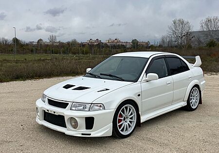 Mitsubishi Lancer EVO 5 LHD