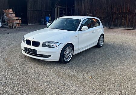 BMW 118 gebraucht kaufen BMW 118d 118 Baureihe 1 Lim.