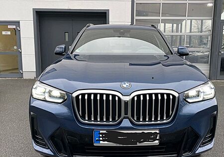 BMW X3 xDrive 20 d M Sport*HUD*LASERLICHT*AMBIENTE*