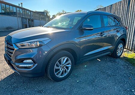 Hyundai Tucson 1,7 aut blue Premium 2WD