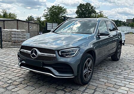 Mercedes-Benz GLC 300 de 4Matic AMG Line Pano / Keyless / AHK