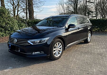 VW Passat Variant Volkswagen 2.0 TDI Comfortline Variant C...