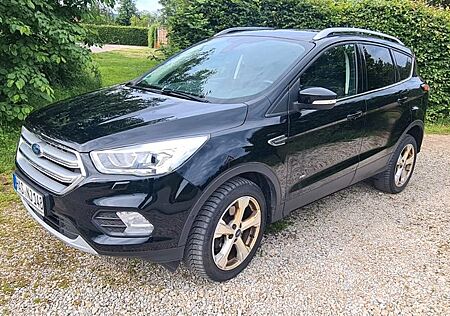 Ford Kuga 2,0 TDCi 4x4 180PS *SOFORT VERFÜGBAR*