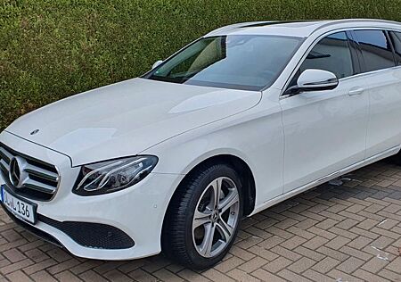 Mercedes-Benz E 220 d T -2.Hand-AHK-Memory-Fahrassistenz