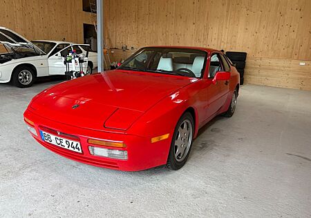 Porsche 944 Turbo Schiebedach Leder