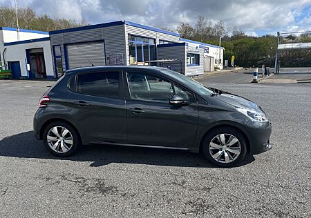 Peugeot 208 1.2 Active 82 VTi Active
